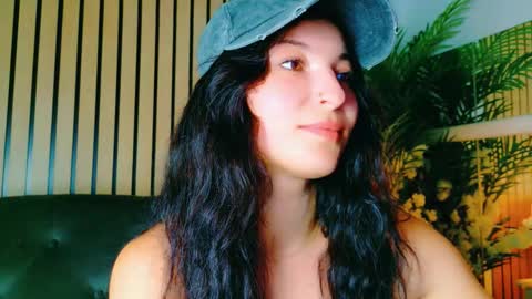 cuteness__girl online show from September 12, 6:57 am