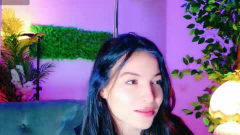 cuteness__girl online show from November 6, 7:09 am