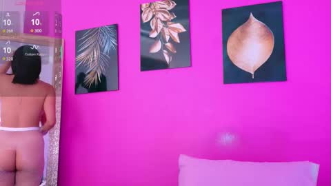 cutepetitee online show from September 30, 8:03 pm