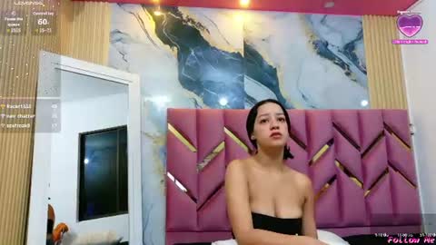 cutepetitee online show from July 27, 6:48 pm