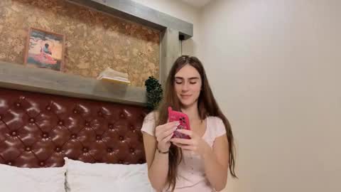 Kim online show from October 23, 1:54 pm