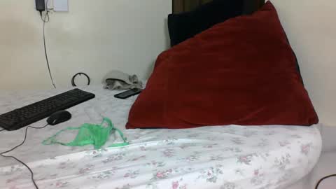 Snapshot of cutesexyblackass chatting on March 8, 1:28 am Nelly online show from March 8, 1:28 am