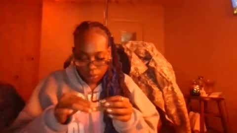 mary mack online show from February 19, 8:12 am