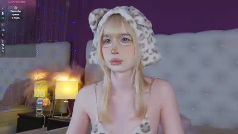 Snapshot of cutetomie chatting on June 14, 9:06 pm Tomie online show from June 14, 9:06 pm