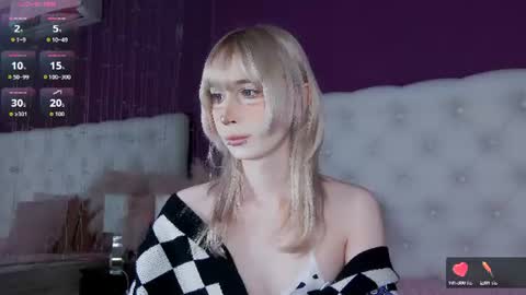 Snapshot of cutetomie chatting on June 27, 10:04 pm Tomie online show from June 27, 10:04 pm
