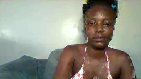 Snapshot of cutey_lunar chatting on October 5, 4:38 pm cutey_lunar online show from October 5, 4:38 pm