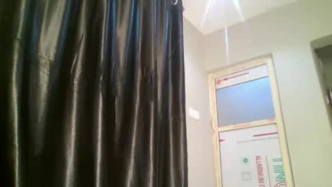 Snapshot of cutezia12 chatting on October 22, 2:56 am Zia online show from October 22, 2:56 am