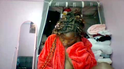 Snapshot of cutezola chatting on November 20, 6:02 am cutezola online show from November 20, 6:02 am