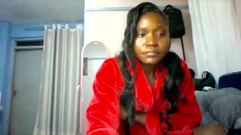 Snapshot of cutezola chatting on December 19, 2:40 am cutezola online show from December 19, 2:40 am