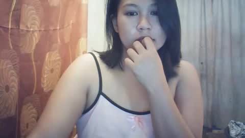 Snapshot of cutie_amaika715 chatting on November 9, 12:14 pm cutie_amaika715 online show from November 9, 12:14 pm