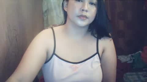 Snapshot of cutie_amaika715 chatting on April 15, 1:40 pm cutie_amaika715 online show from April 15, 1:40 pm