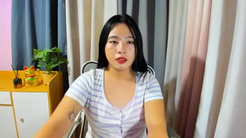 cutie_asianwoman online show from December 16, 9:52 pm