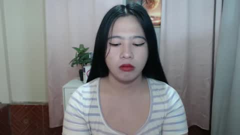 cutie_asianwoman online show from January 4, 1:21 am