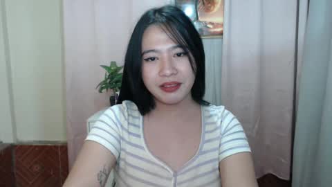 cutie_asianwoman online show from January 4, 7:24 am