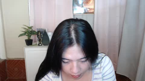cutie_asianwoman online show from January 30, 11:45 pm