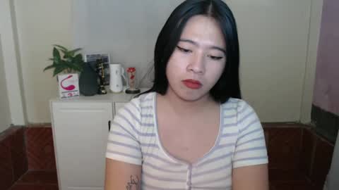 cutie_asianwoman online show from February 8, 8:42 pm