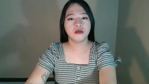 cutie_asianwoman online show from February 12, 11:30 pm