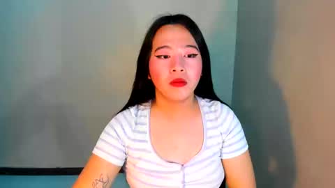 cutie_asianwoman online show from February 15, 1:21 am