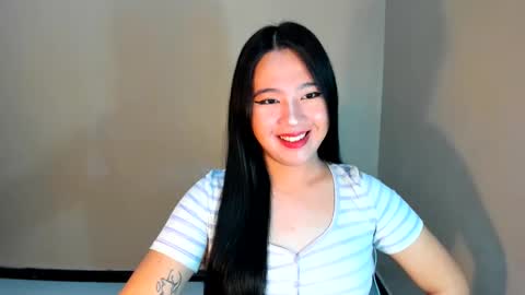 cutie_asianwoman online show from February 18, 7:52 pm