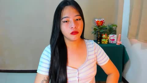 cutie_asianwoman online show from September 24, 7:12 am