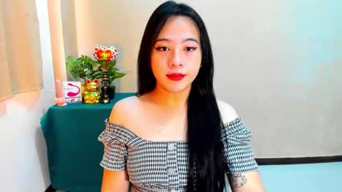 cutie_asianwoman online show from October 17, 6:49 am