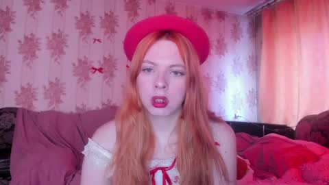 Snapshot of cutie_bambi_ chatting on April 13, 11:05 am Bambi online show from April 13, 11:05 am