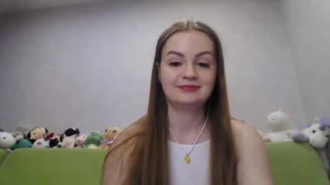 Chloe online show from April 4, 12:09 am