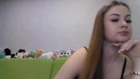 Chloe online show from May 10, 1:11 am