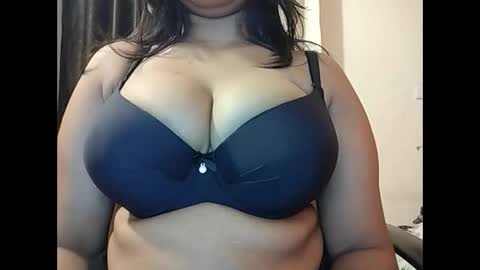 Ruhii online show from February 9, 8:35 pm