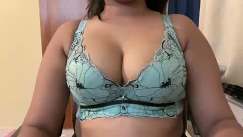 Ruhii online show from June 6, 7:40 pm