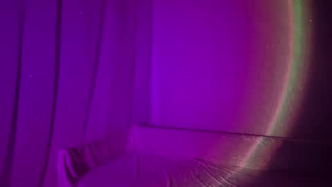 cutie_xoxo_ online show from March 30, 8:10 pm