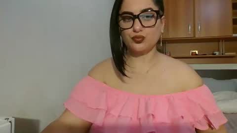 Ami online show from November 18, 9:08 pm