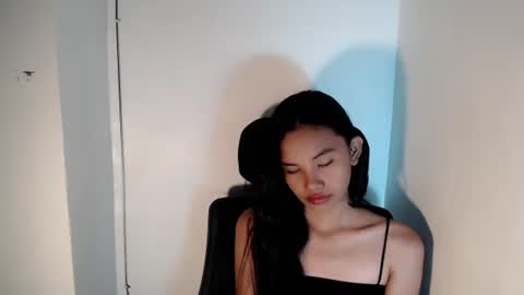 cutiee_lily2 online show from June 10, 1:28 am