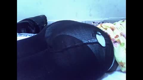 cutiehanish4 online show from April 12, 1:27 pm