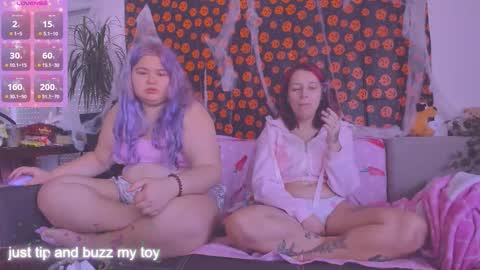 Snapshot of cutielanalova chatting on October 24, 10:00 am cutielanalova online show from October 24, 10:00 am