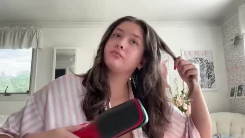 Cutieoggg420 online show from September 26, 6:23 pm