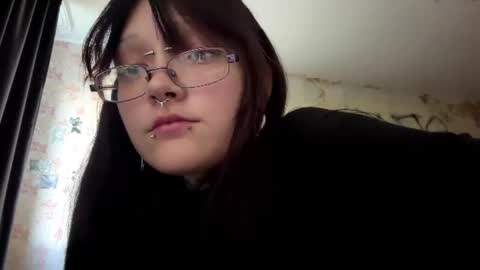 cutieprime online show from August 1, 11:31 am