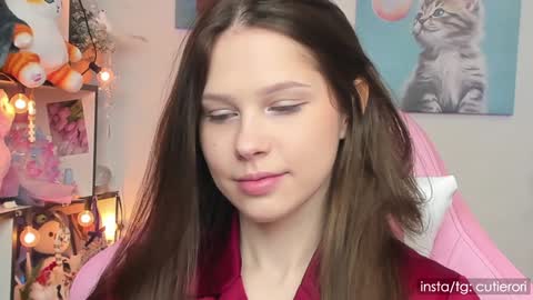 Snapshot of cutierori chatting on January 25, 5:07 am Rori  Instagram cutierori  online show from January 25, 5:07 am