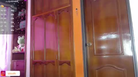 Sophia online show from February 6, 8:02 pm