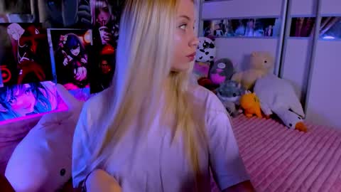 Snapshot of cuttie_ponyy chatting on January 12, 9:20 pm Nora online show from January 12, 9:20 pm