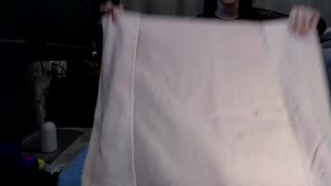 Snapshot of cuty_lucy chatting on February 12, 8:50 pm Lucy online show from February 12, 8:50 pm