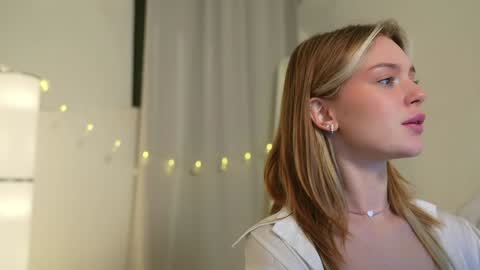 EMILY online show from December 2, 6:32 pm