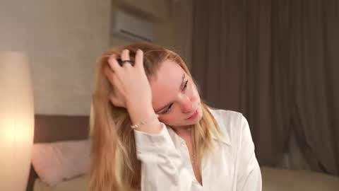 EMILY online show from October 10, 5:34 pm