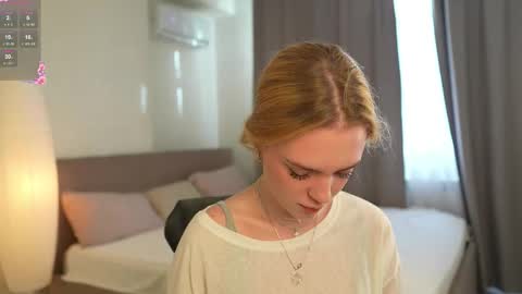 EMILY online show from November 19, 11:10 am