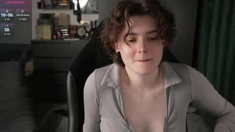 Helen Blossom online show from April 16, 9:39 pm