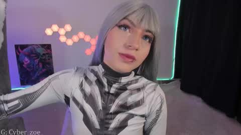 Snapshot of cyberzoe chatting on September 11, 2:39 pm  cyber zoe   online show from September 11, 2:39 pm