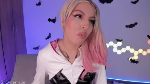 Snapshot of cyberzoe chatting on October 29, 12:46 am  cyber zoe   online show from October 29, 12:46 am