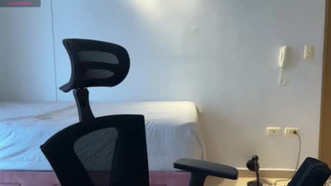 cyborgmuse online show from February 20, 2:28 pm