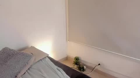 Cylie online show from February 18, 1:55 pm