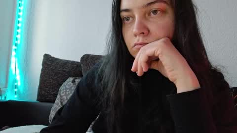 Snapshot of cyndee_winter chatting on December 12, 2:22 pm Cyndee Winter online show from December 12, 2:22 pm